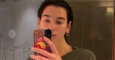 Dua Lipa shocks fans with VERY saucy shower selfie